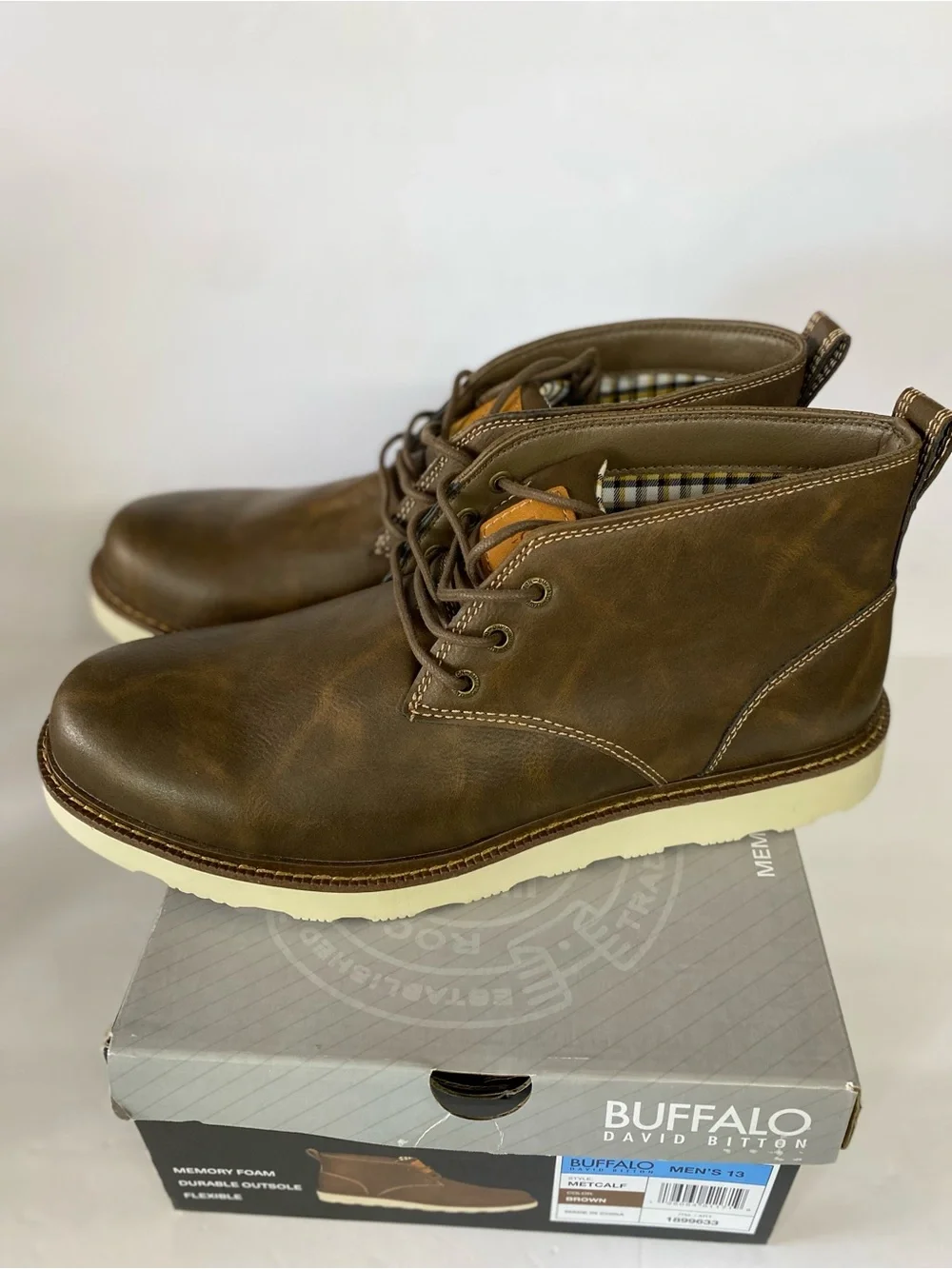 Buffalo David Bitton sturdy leather
